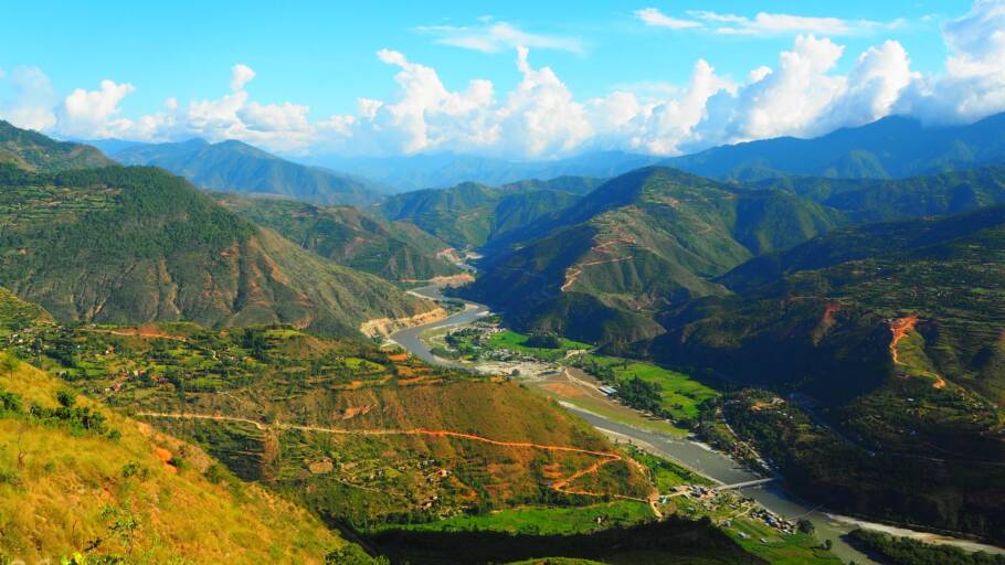 Nepal é um destino que combina aventura e espiritualidade