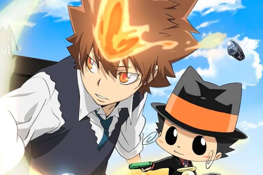 Ilustração dos personagens de "Reborn!", virados de lado, olhando para frente e com um céu azul com nuvens atrás