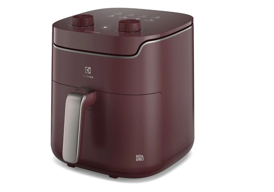 O modelo EAF41 na cor vermelha custa R$349,90 na Black Friday do Mercado Livre