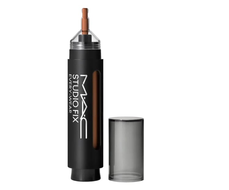 A caneta 2 em 1 Corretivo e Base sai por R$179 no Mercado Livre