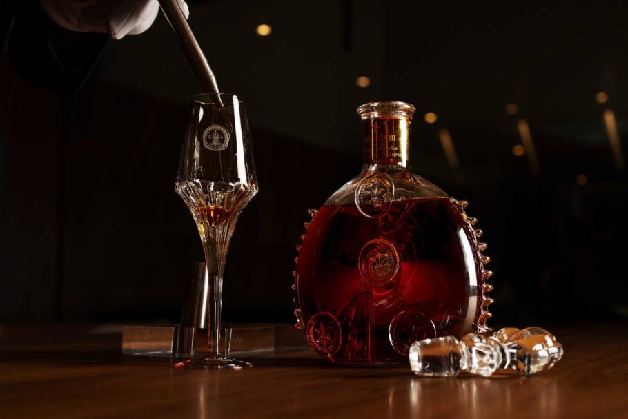 A garrafa do do cognac Louis XIII é considerada uma peça de coleção