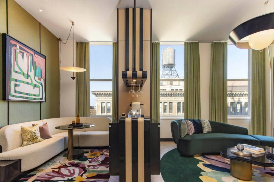 Suíte do W New York – Union Square, uma das propriedades que participam da edição 2026 da NYC Hotel Week