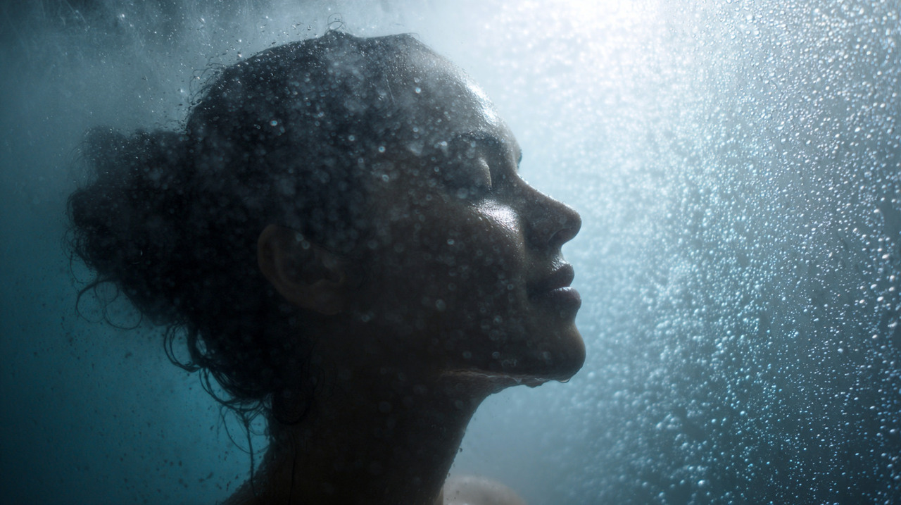 A terapia do frio expõe o organismo a baixas temperaturas de forma controlada, por meio de duchas frias