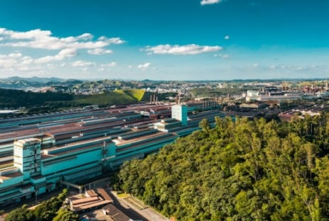 São oferecidas ao todo 340 oportunidades para jovens interessados em iniciar a carreira em uma das maiores indústrias do país