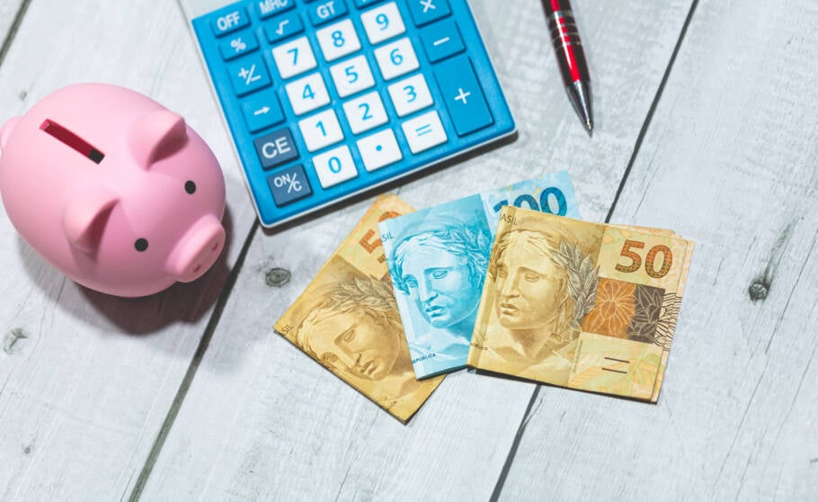 A inflação corrói seu dinheiro guardado na poupança