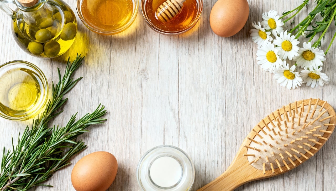 Esse tipo de rotina ganhou destaque pela atenção crescente à saúde da pele e do couro cabeludo