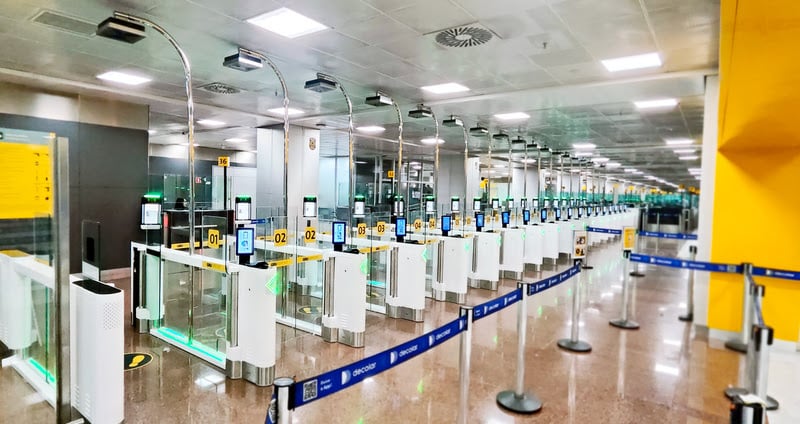 Aeroporto de Guarulhos amplia portas de controle automatizado de passaporte