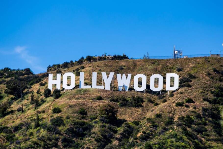 A trilha até o Hollywood Sign revela vistas privilegiadas da cidade (Imagem: Heather Schor | Shutterstock)
