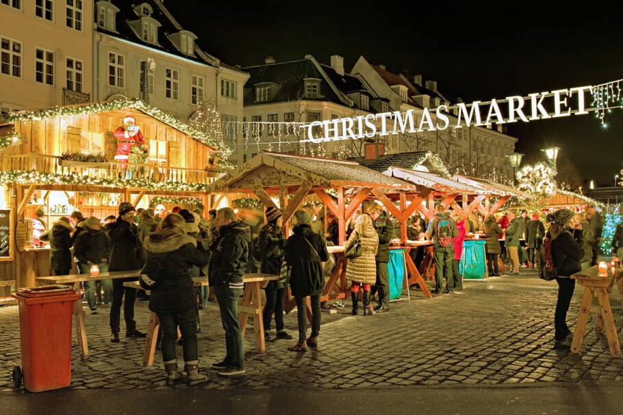 Tradicional mercado de Natal de Copenhague