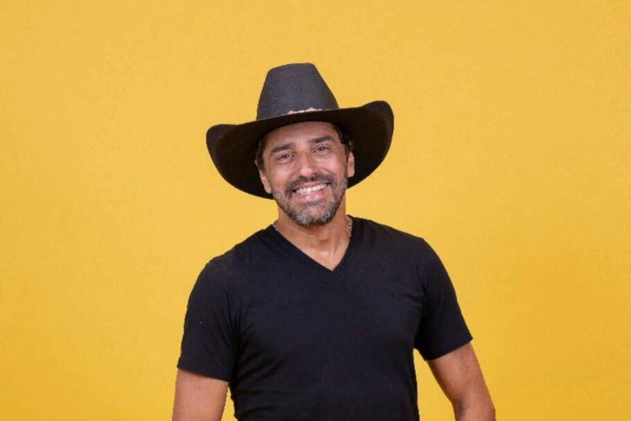 Alberto Cowboy representa Áries, signo da ação, da coragem e do confronto direto (Imagem: Reprodução digital | Rede Globo)