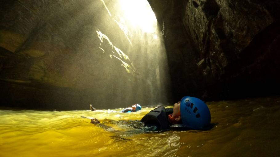 Aquatrekking nas Malvinas, na Chácara São João