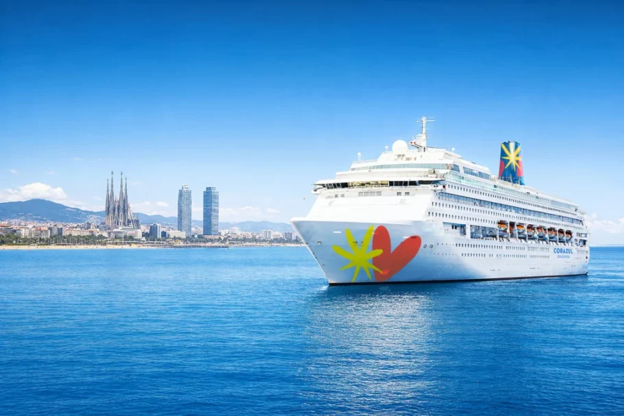 O Buenavista, da Corazul Cruceros, fará roteiros no Brasil no fim do ano