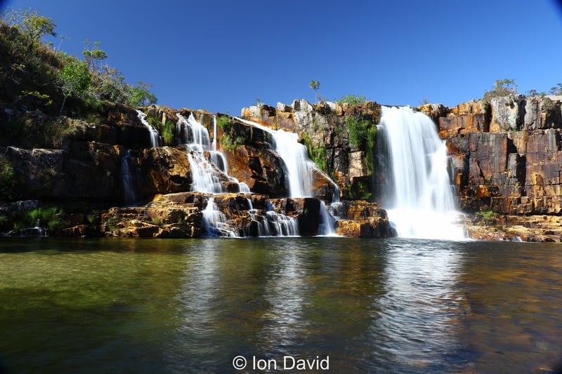 Vista da cachoeira da Muralha, no Parque Estadual Águas do Paraíso 