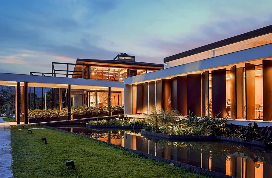 O Clara Arte Resort fica dentro do Instituto Inhotim 