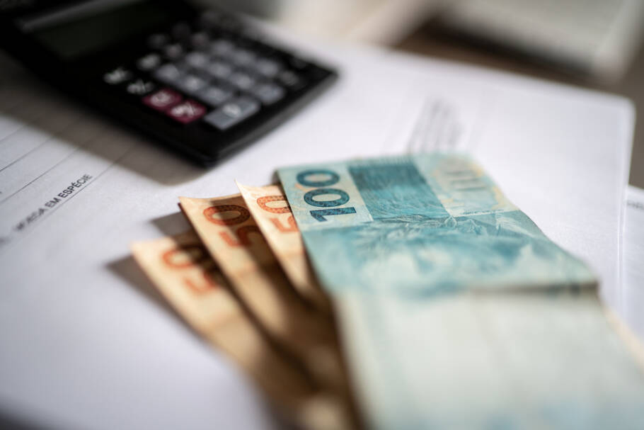 Organizar o próprio dinheiro envolve desafios que quase ninguém menciona