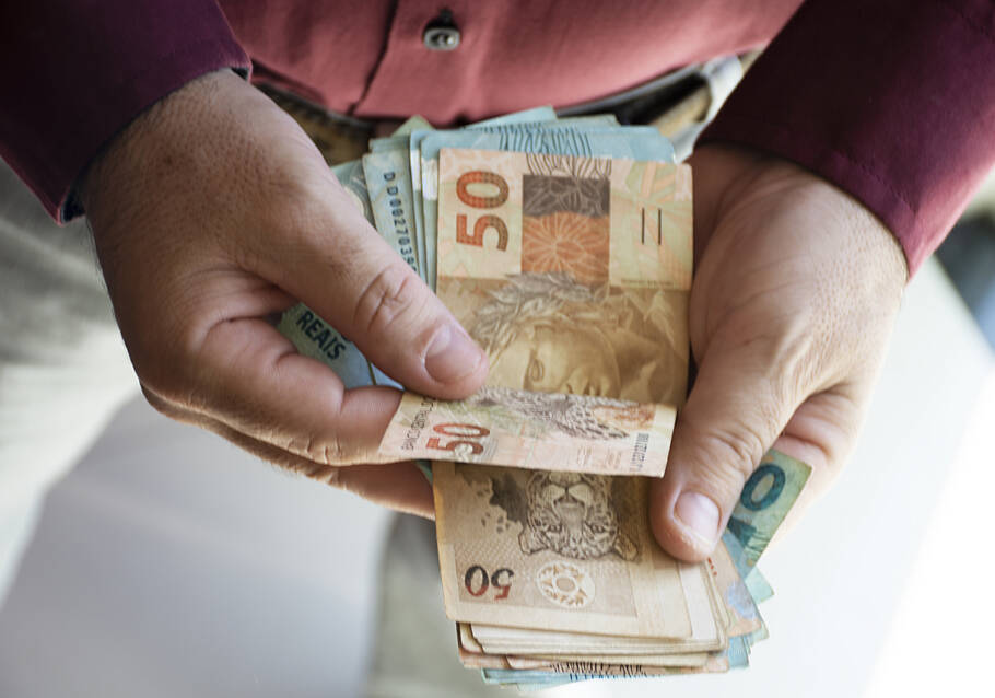 O maior segredo para começar a investir não está no valor que você ganha, mas no hábito que você cria