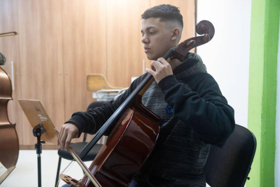 Aluno da EMESP Tom Jobim. Crédito Robs Borge