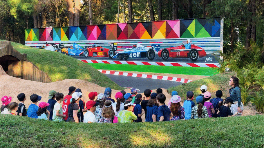 Mural em homenagem à Fórmula-1