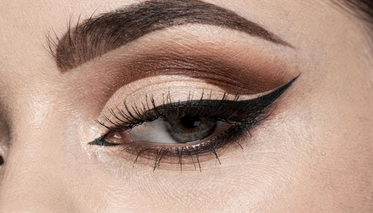 Nesse ambiente, influenciadoras digitais foram decisivas, e Kylie Jenner se tornou um dos maiores símbolos