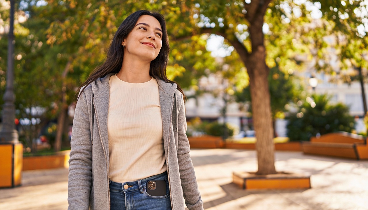 Entre as chamadas “frases de Martha Medeiros” que circulam amplamente, algumas ideias reaparecem com formatos diferentes,