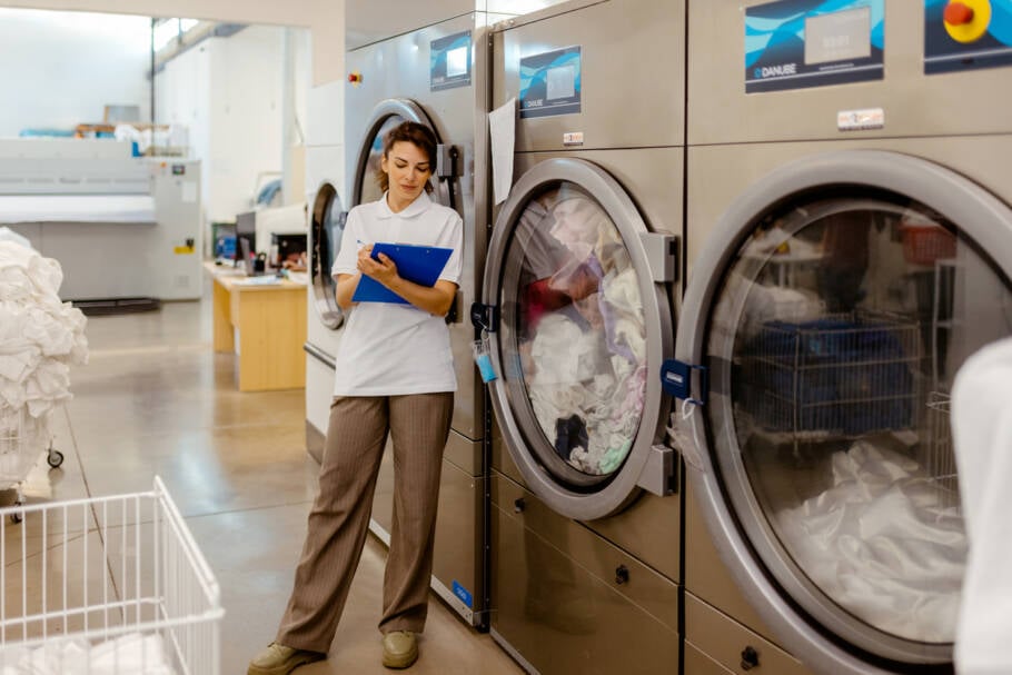 Percarbonato  de sódio é o segredo das lavanderias profissionais