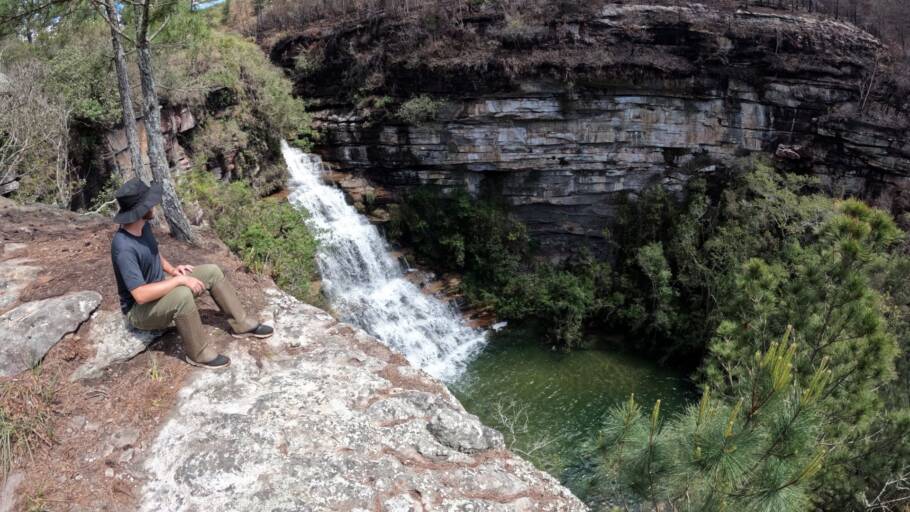 Trilha da Cachoeira da Escadinha, no Parque Estadual do Vale do Codó