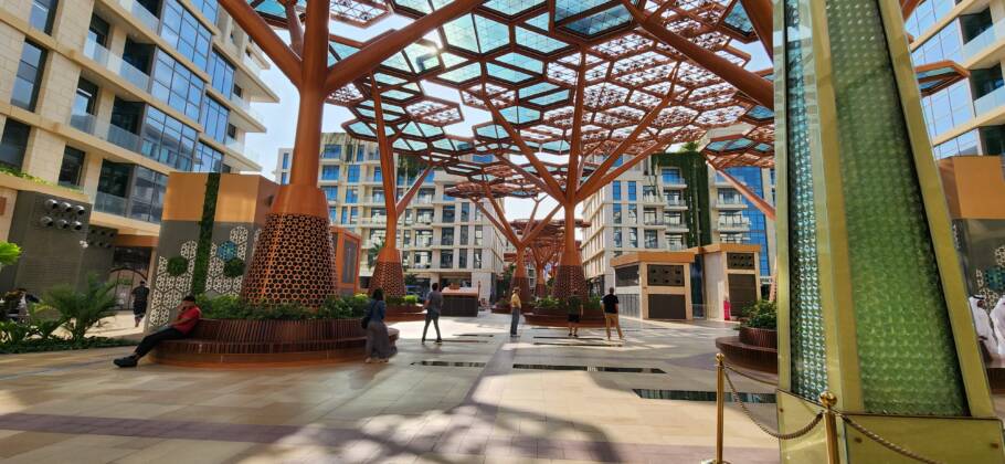 Crystal Walk, rua de 450 metros totalmente climatizada