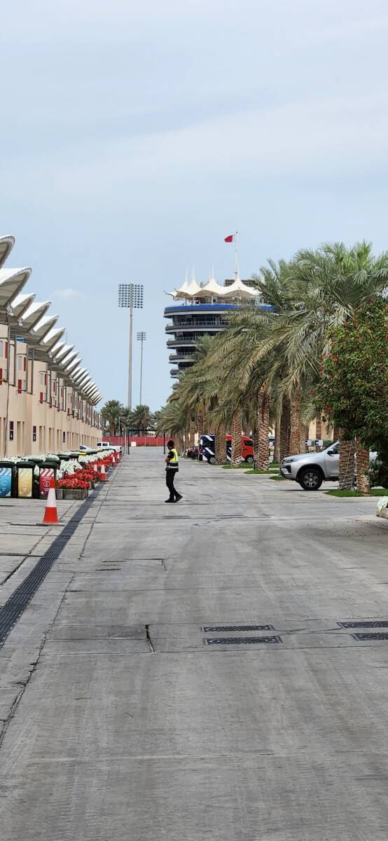 Área do padock do autódromo de Bahrein