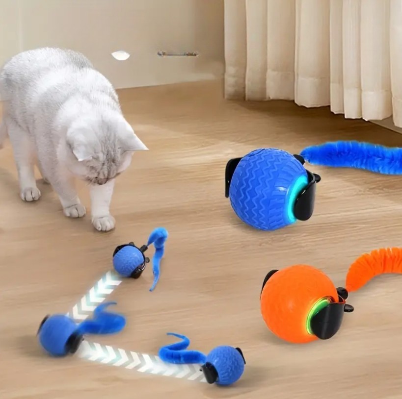 A bola com cauda é automática e tem uma bateria bastante durável