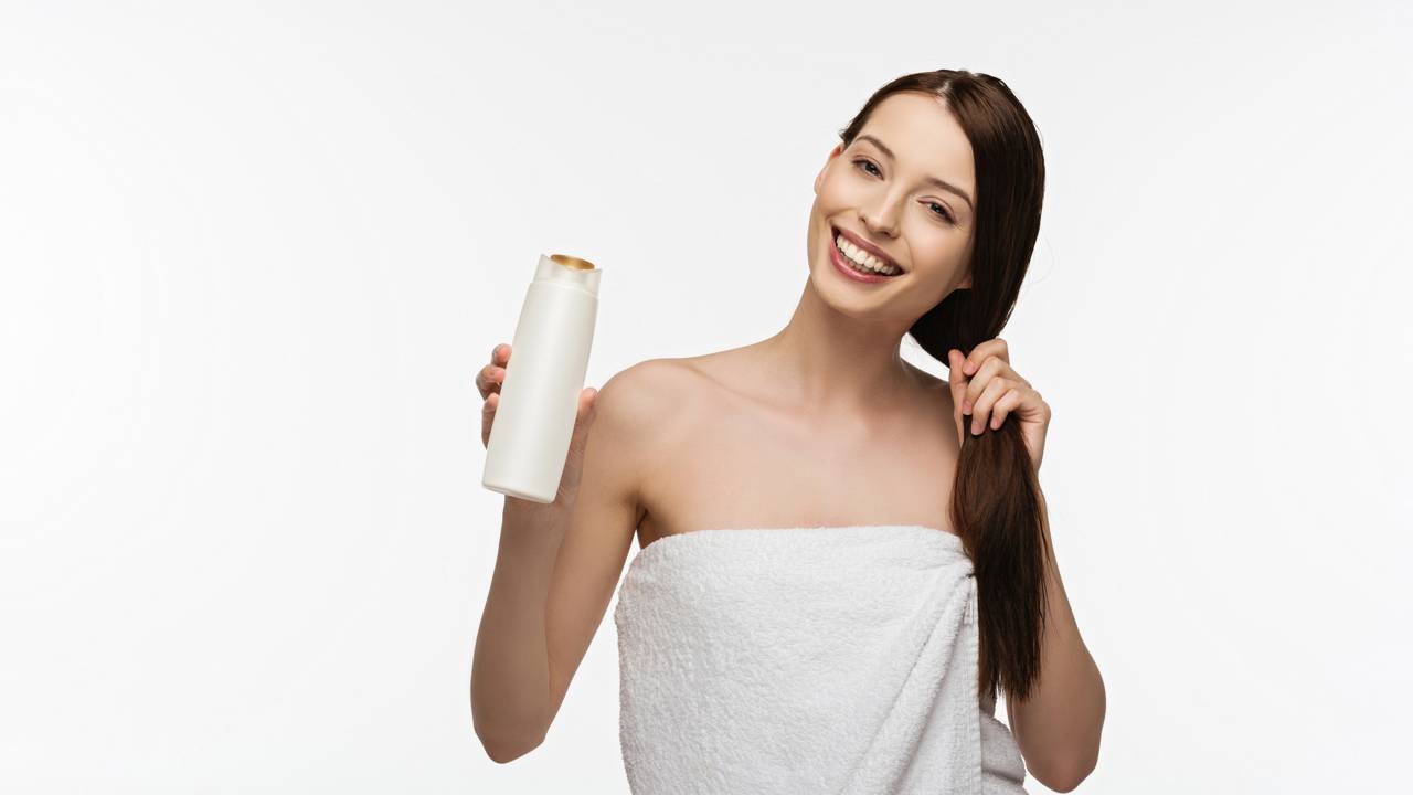 Evite o excesso de calor e a quebra. Siga este roteiro prático de alinhamento térmico e descubra como o protetor térmico é o segredo do liso duradouro.