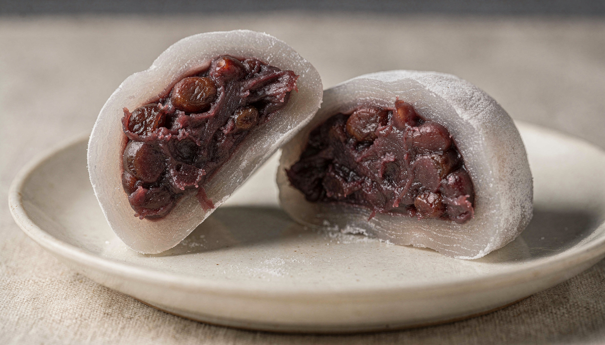 Wagashi são doces tradicionais japoneses geralmente servidos com chá