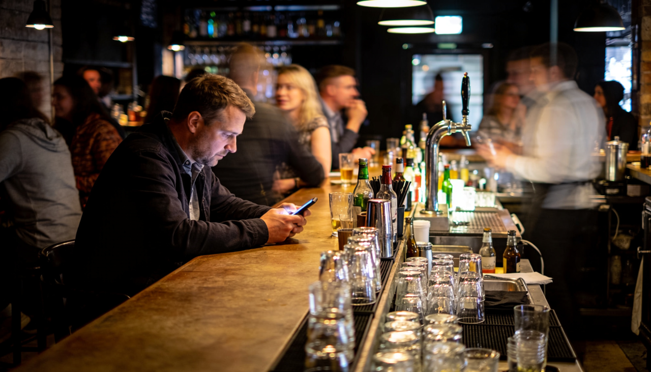 A origem desse sentimento geralmente reside na falta de profundidade das nossas relações atuais