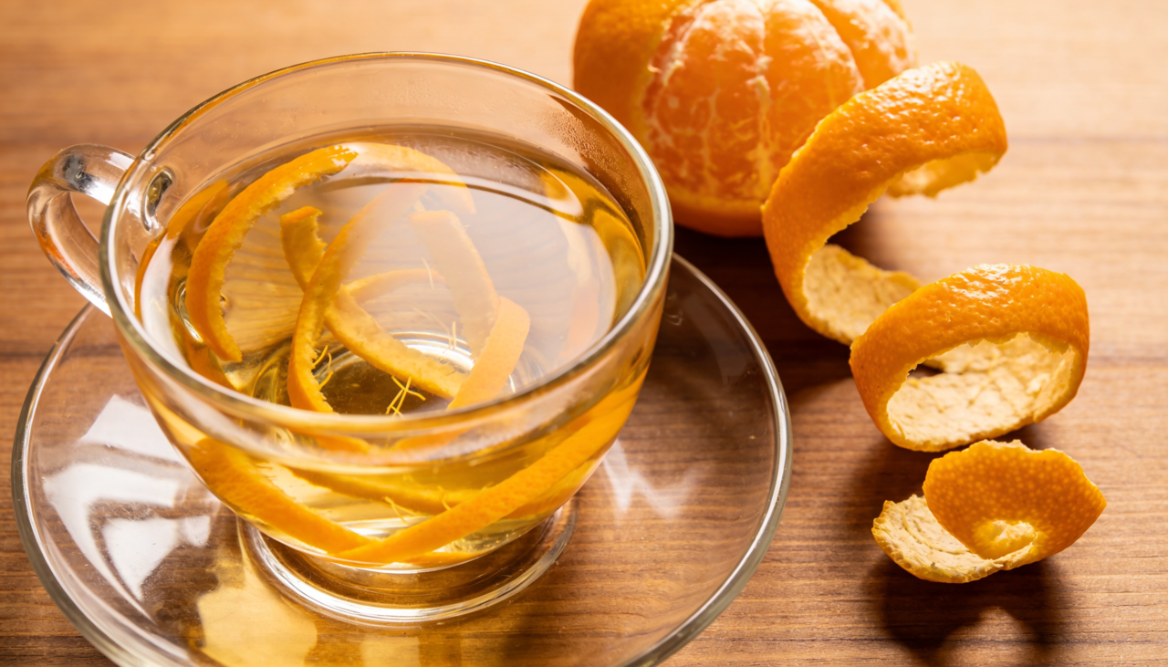 O chá de casca de laranja possui propriedades anti-inflamatórias