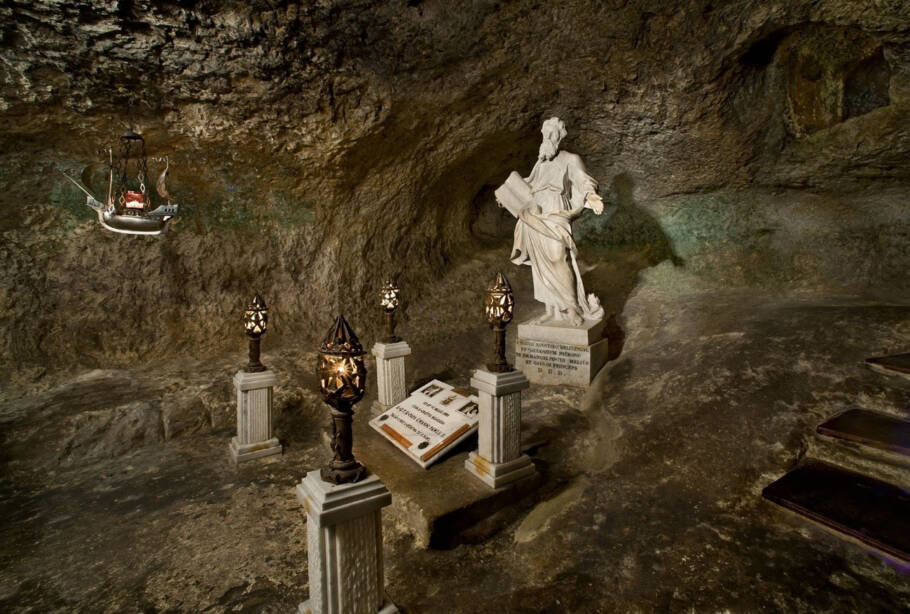 Gruta de São Paulo, onde se inicia a peregrinação, em Rabat