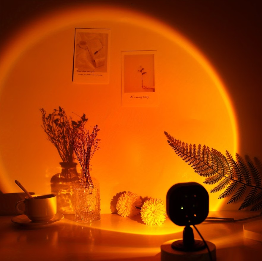 A lâmpada com efeito pôr do sol custa R$35,52