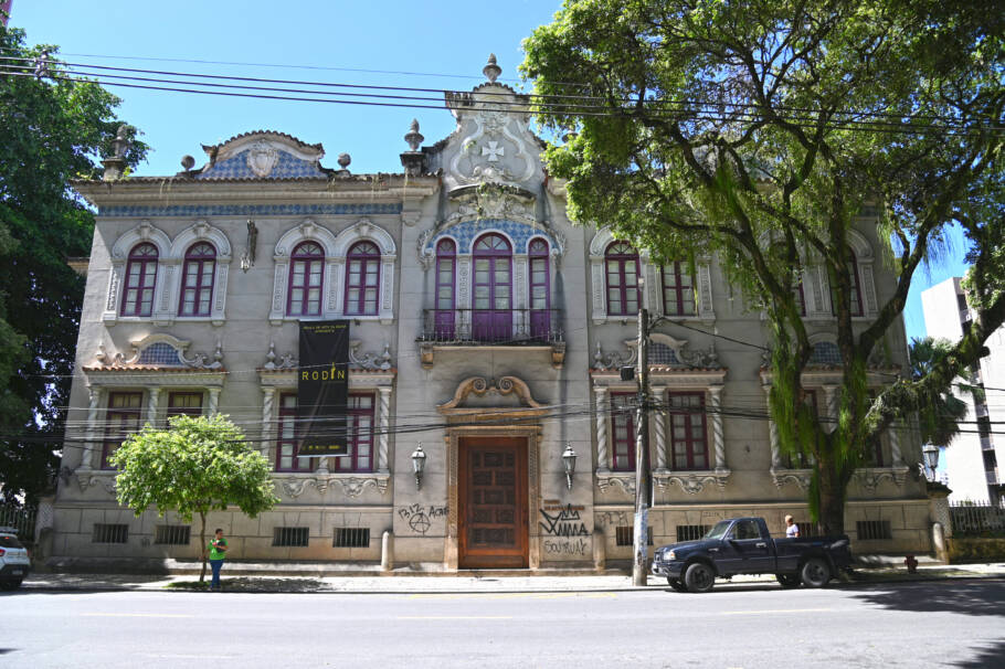 Localizado no histórico Solar do Unhão o MAM-BA é considerado um dos mais belos cartões postais de Salvador.