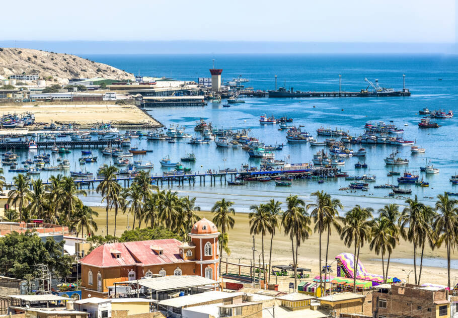 Vista da praia de Paita, em Piura, no litoral do Peru