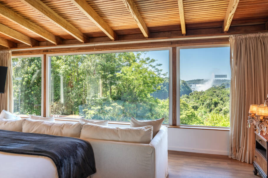 Vista de uma das suítes do Gran Meliá Iguazú