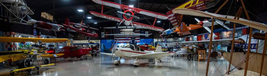 A coleção inclui desde aviões clássicos e ultraleves até aeronaves militares e projetos experimentais