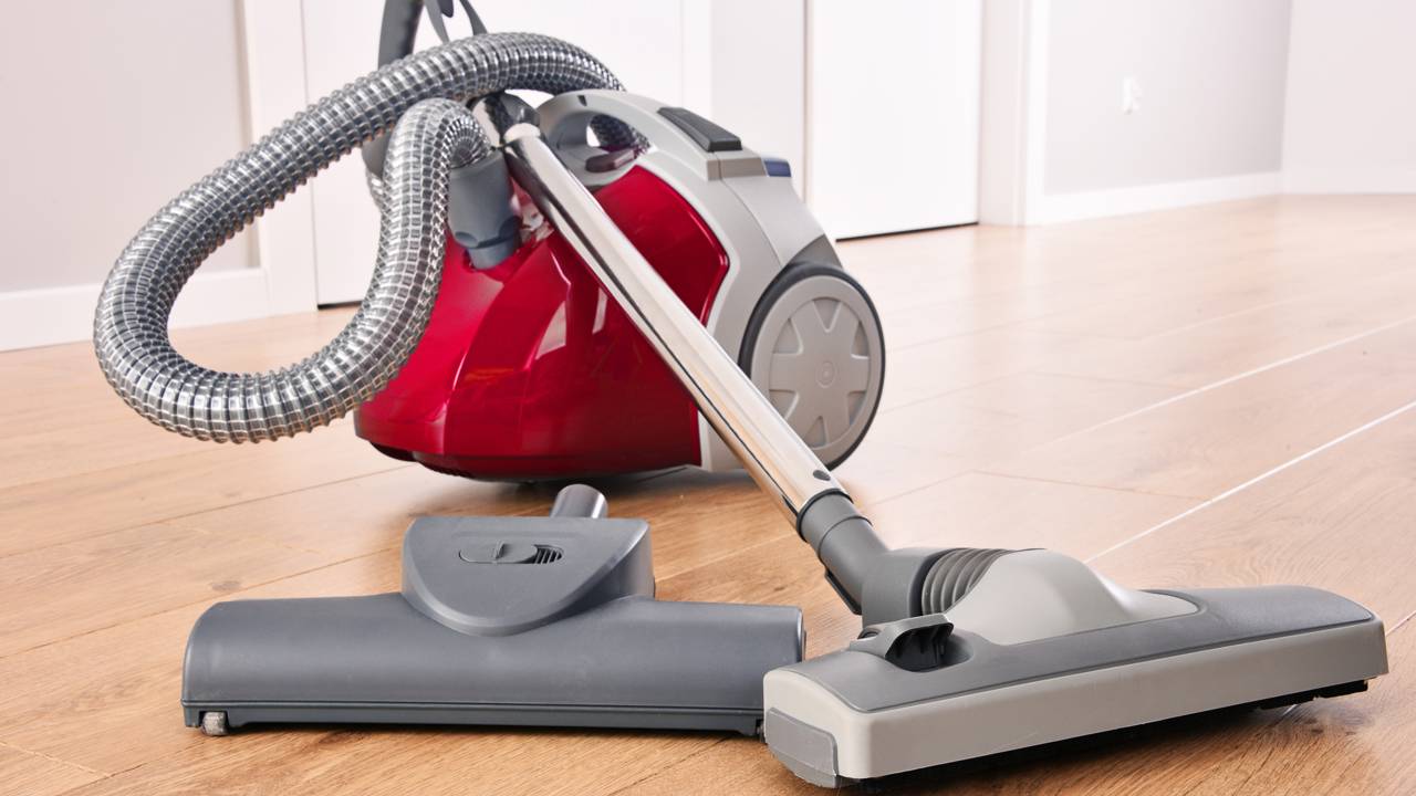 Sua casa é um refúgio ou uma fonte de tarefas? Conheça o trio de ouro da automação doméstica e descubra truques de uso para economizar energia e manter a saúde da sua família em dia.