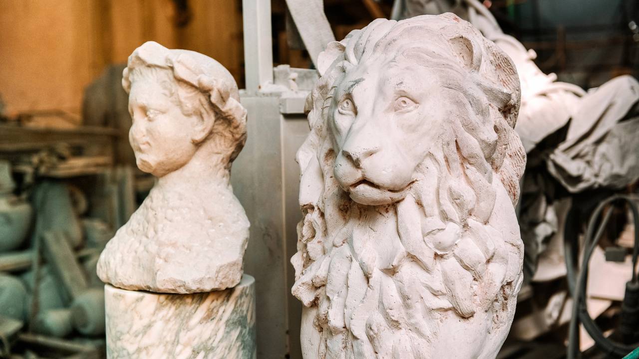 "Cuspido e escarrado"? Conheça a origem real (e surpreendente) dessa expressão famosa