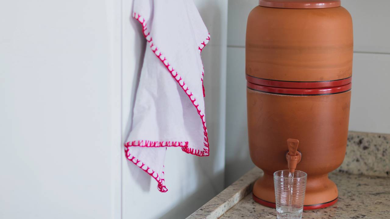 Os beneficios do filtro de barro para sua sapude que você precisa conhecer