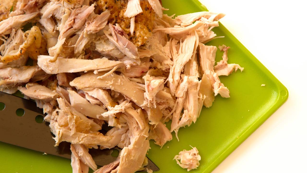 Guia rápido: silencie sua centrífuga em 2 minutos. Saiba como girar os pés rosqueáveis e travar a vibração da sua máquina de lavar