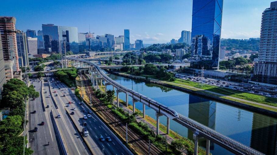 Frota tem 14 trens com capacidade para 616 passageiros