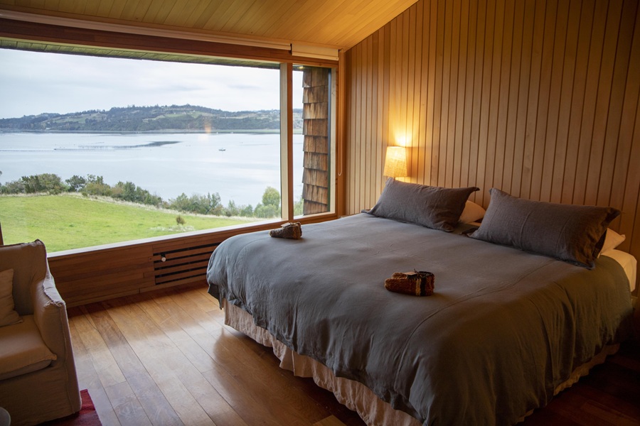 Interior de um dos quartos do Refugia Chiloé