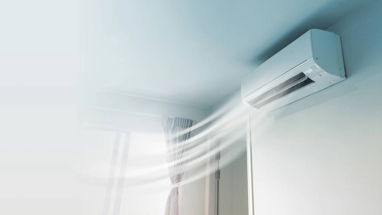 Quer economizar com ar-condicionado sem perder conforto? Ajustes simples ajudam a reduzir o consumo e melhorar o uso diário.