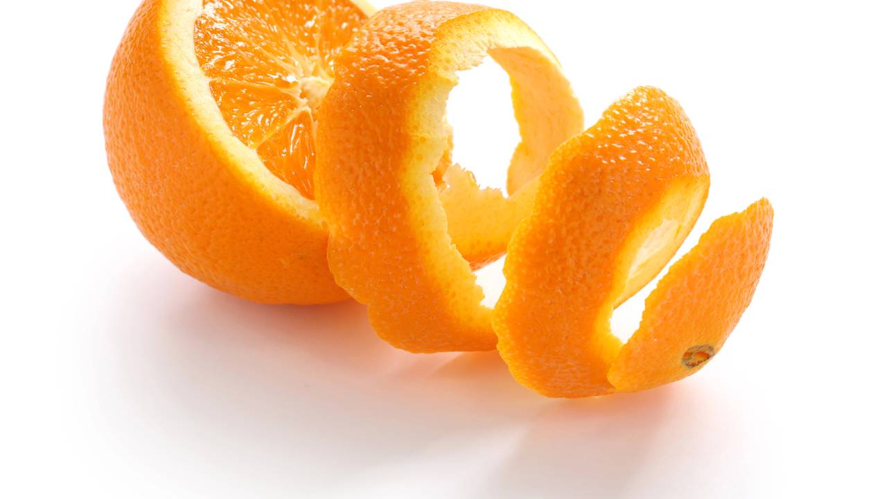 Veja o passo a passo para realizar a infusão de laranja e economizar com inteligência técnica.