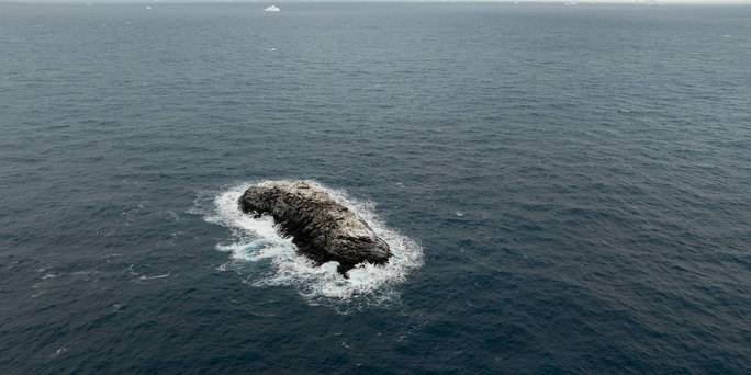 Uma equipe internacional de 93 pessoas explora o noroeste do Mar de Weddell, na Antártica, a bordo do quebra-gelo Polarstern do Instituto Alfred Wegener, desde 8 de fevereiro de 2026.