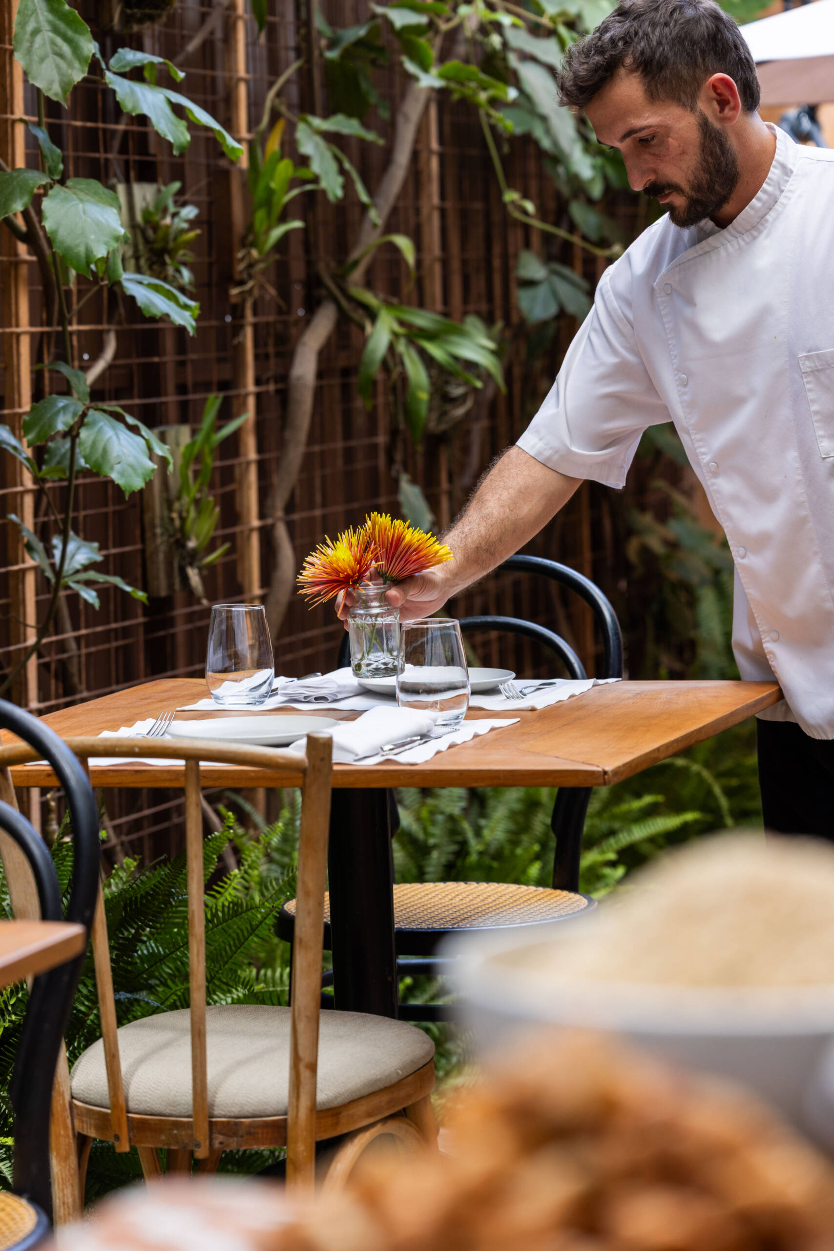 Quintal da La Cura voltou a funcionar no espaço anexo à rotisserie do chef Ivan Santinho