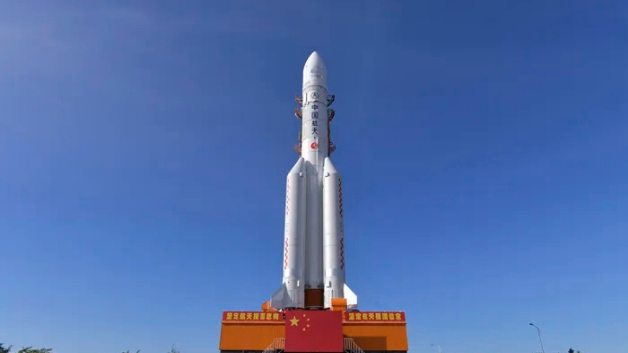 O roteiro também menciona uma infraestrutura digital espacial em escala de gigawatts que combinaria comunicações, computação e rastreamento de detritos espaciais, transformando o espaço orbital em uma espécie de corredor industrial.